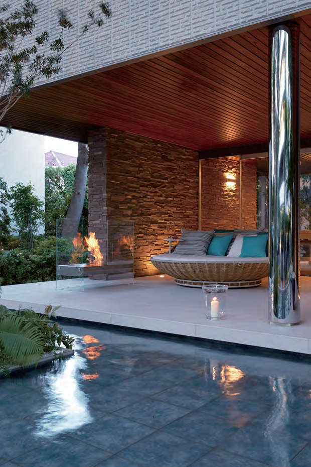 LK THE AVANT-GARDE fireplace